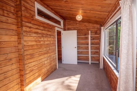 Photo of property in 8 Haekaro Lane, Cable Bay, 0420