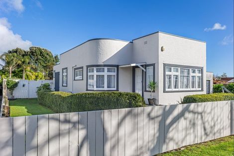 Photo of property in 670 Queen Street East, Levin, 5510