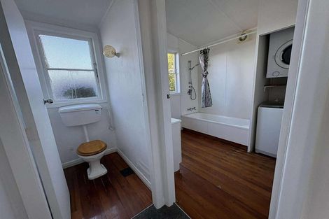 Photo of property in 43a Baroda Street, Khandallah, Wellington, 6035