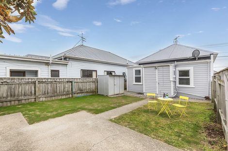 Photo of property in 144 Rongotai Road, Kilbirnie, Wellington, 6022