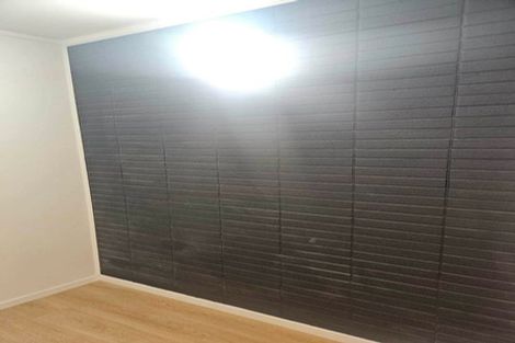 Photo of property in 11 Blanes Road, Weymouth, Auckland, 2103