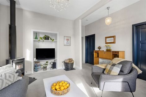 Photo of property in 172 Olliviers Road, Phillipstown, Christchurch, 8011