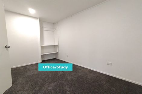 Photo of property in 29 Santiago Crescent, Unsworth Heights, Auckland, 0632