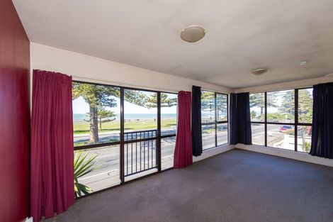 Photo of property in 653 Marine Parade, Napier South, Napier, 4110