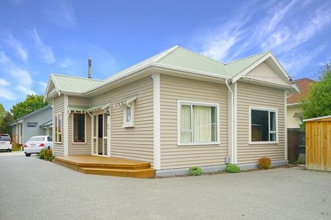 Photo of property in 1/110 Hills Road, Edgeware, Christchurch, 8013