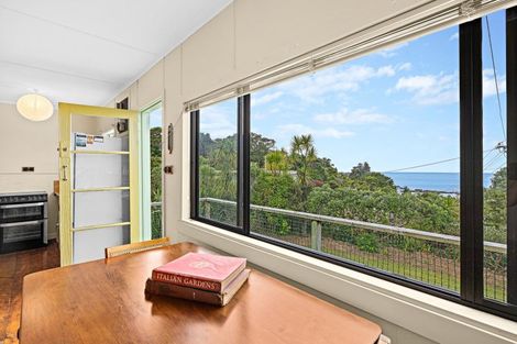 Photo of property in 8 Spray Crescent, Leigh, 0985