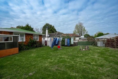 Photo of property in 72 Lethbridge Street, Feilding, 4702