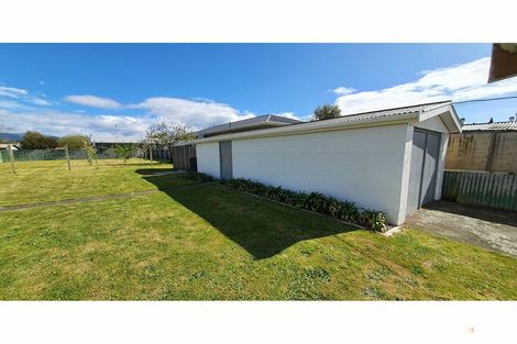 Photo of property in 14 Rhodes Street, Waimate, 7924