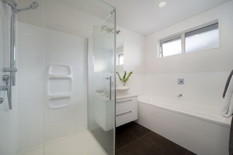 Photo of property in 42a Moore Street, Howick, Auckland, 2014