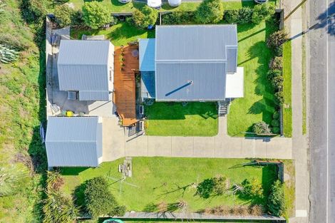 Photo of property in 38 Bridge Street, Edgecumbe, 3120