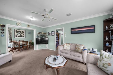 Photo of property in 240 High Street North, Carterton, 5713