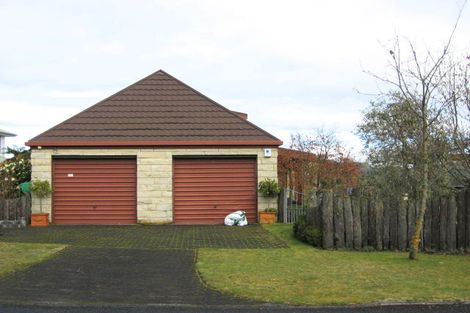 Photo of property in 1 Boojum Dell, Kinloch, Taupo, 3377