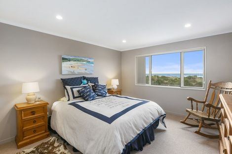 Photo of property in 17 Palmer Place, Taieri Beach, Taieri Mouth, 9091