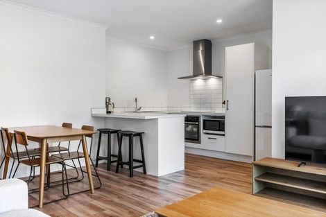 Photo of property in 2/71 Hobsonville Road, Hobsonville, Auckland, 0616