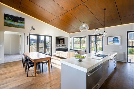 Photo of property in 3 Westview Road, Wanaka, 9305
