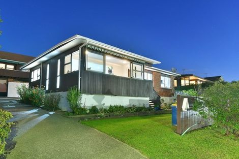 Photo of property in 2/12 Ramsgate Terrace, Mairangi Bay, Auckland, 0630