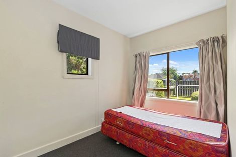 Photo of property in 24 Grassmere Street, Papanui, Christchurch, 8052