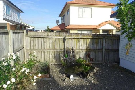 Photo of property in 11 Seddon Avenue, Papatoetoe, Auckland, 2104