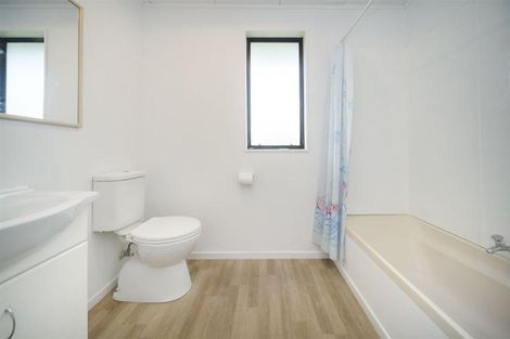 Photo of property in 4 Rata Street, Tokomaru, Palmerston North, 4474