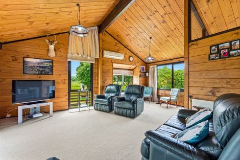 Photo of property in 34 Cambridge Street, Pahiatua, 4910