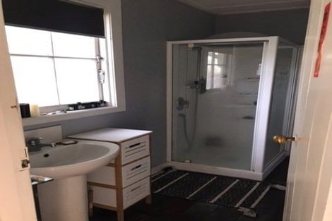 Photo of property in 1/31 Mount Albert Road, Mount Albert, Auckland, 1025
