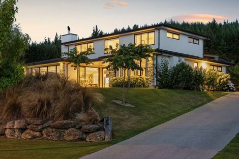 Photo of property in 5 Clearview Street, Wanaka, 9305