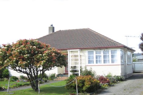 Photo of property in 14 Churchill Street, Mayfield, Blenheim, 7201