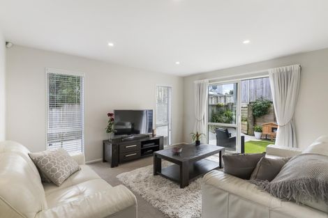 Photo of property in 6b Gibraltar Street, Howick, Auckland, 2014