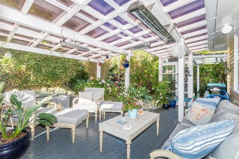 Photo of property in 2 Moult Street, Titahi Bay, Porirua, 5022