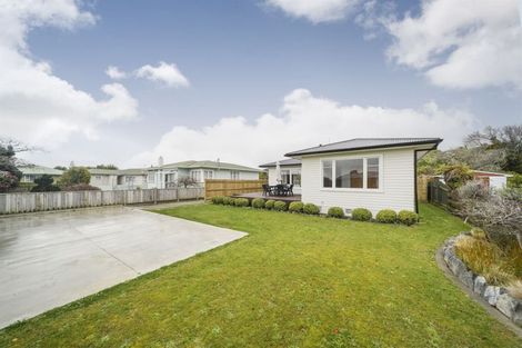 Photo of property in 12 Belvedere Crescent, Takaro, Palmerston North, 4412