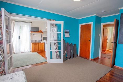 Photo of property in 6 Camden Street, Vogeltown, New Plymouth, 4310