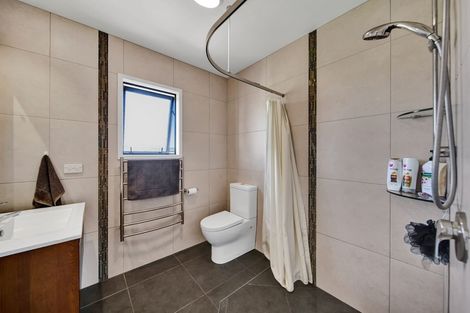 Photo of property in 18 Fantham Street, Hawera, 4610