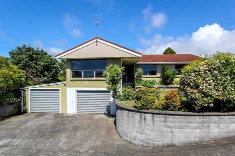 Photo of property in 2 Lynmouth Heights, Lynmouth, New Plymouth, 4310