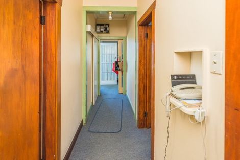 Photo of property in 100 Gonville Avenue, Gonville, Whanganui, 4501