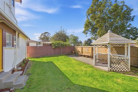 Photo of property in 2/16 Kawau Crescent, Bromley, Christchurch, 8062