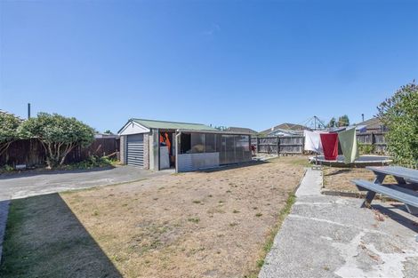 Photo of property in 24 Wimborne Crescent, Aranui, Christchurch, 8061