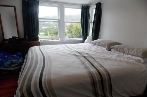 Photo of property in 18a Montgomery Avenue, Karori, Wellington, 6012