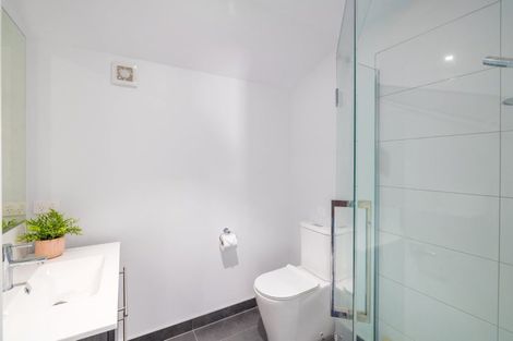 Photo of property in 2/17 Salisbury Street, Christchurch Central, Christchurch, 8013
