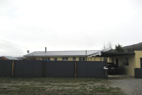 Photo of property in 35 Fache Street, Clyde, 9330