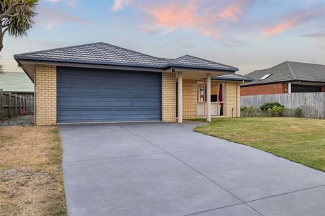 Photo of property in 7 Stout Street, Waimairi Beach, Christchurch, 8083