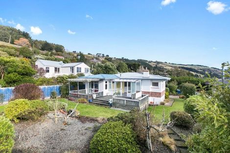 Photo of property in 4 Rosehill Road, Macandrew Bay, Dunedin, 9077