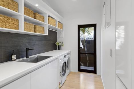 Photo of property in 272 Cannon Hill Crescent, Mount Pleasant, Christchurch, 8081