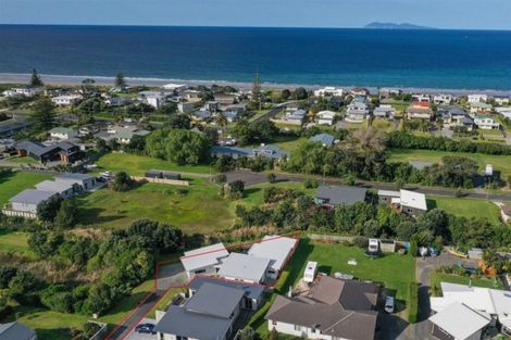 Photo of property in 10b Longboard Drive, Waihi Beach, 3611