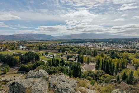 Photo of property in 28 Lanes Road, Bridge Hill, Alexandra, 9320