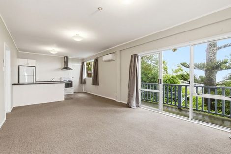 Photo of property in 10 Laurent Place, Kingston, Wellington, 6021