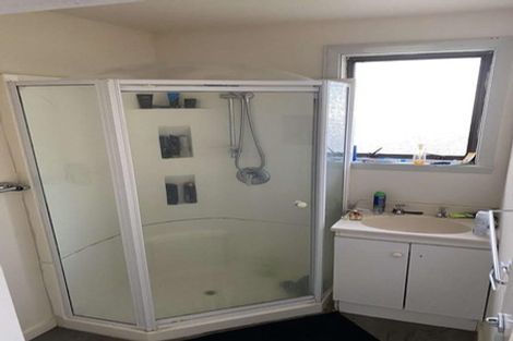 Photo of property in 18 Hillary Crescent, Upper Riccarton, Christchurch, 8041