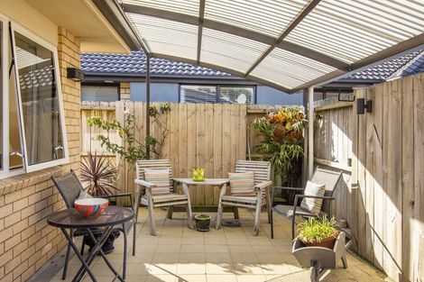 Photo of property in 130 Tuihana Drive, Papamoa Beach, Papamoa, 3118