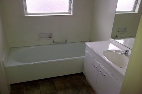 Photo of property in 63 Mcfadzean Drive, Blockhouse Bay, Auckland, 0600