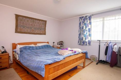 Photo of property in 3 Denyer Place, New Lynn, Auckland, 0600