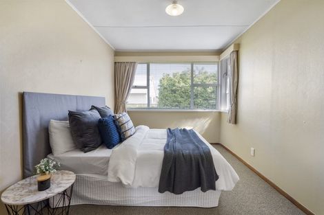 Photo of property in 55 Lismore Street, Merrilands, New Plymouth, 4312